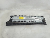 2013 Bmw M5 Air Bag Passenger Right Dashboard OEM P/N:KU918112803 13B0581A0523, 69045781 Fits OEM Used Auto Parts - Oemuseda