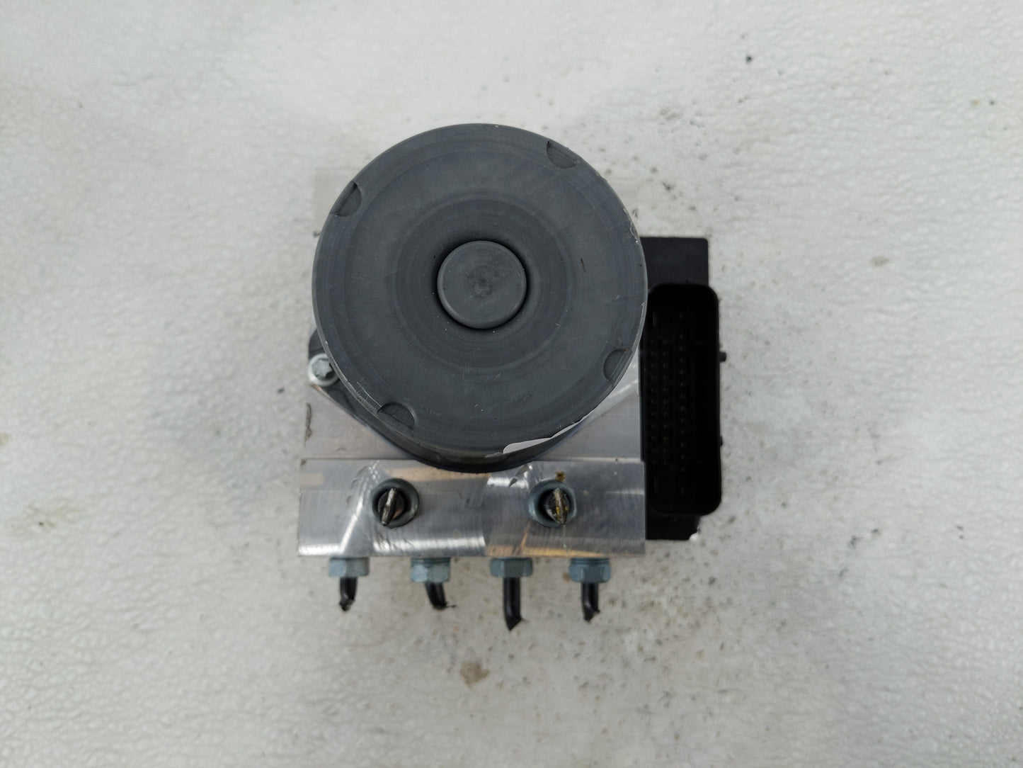 2012-2015 Bmw X1 ABS Pump Control Module Replacement P/N:3451 6791272-01 Fits Fits 2012 2013 2014 2015 OEM Used Auto Parts -