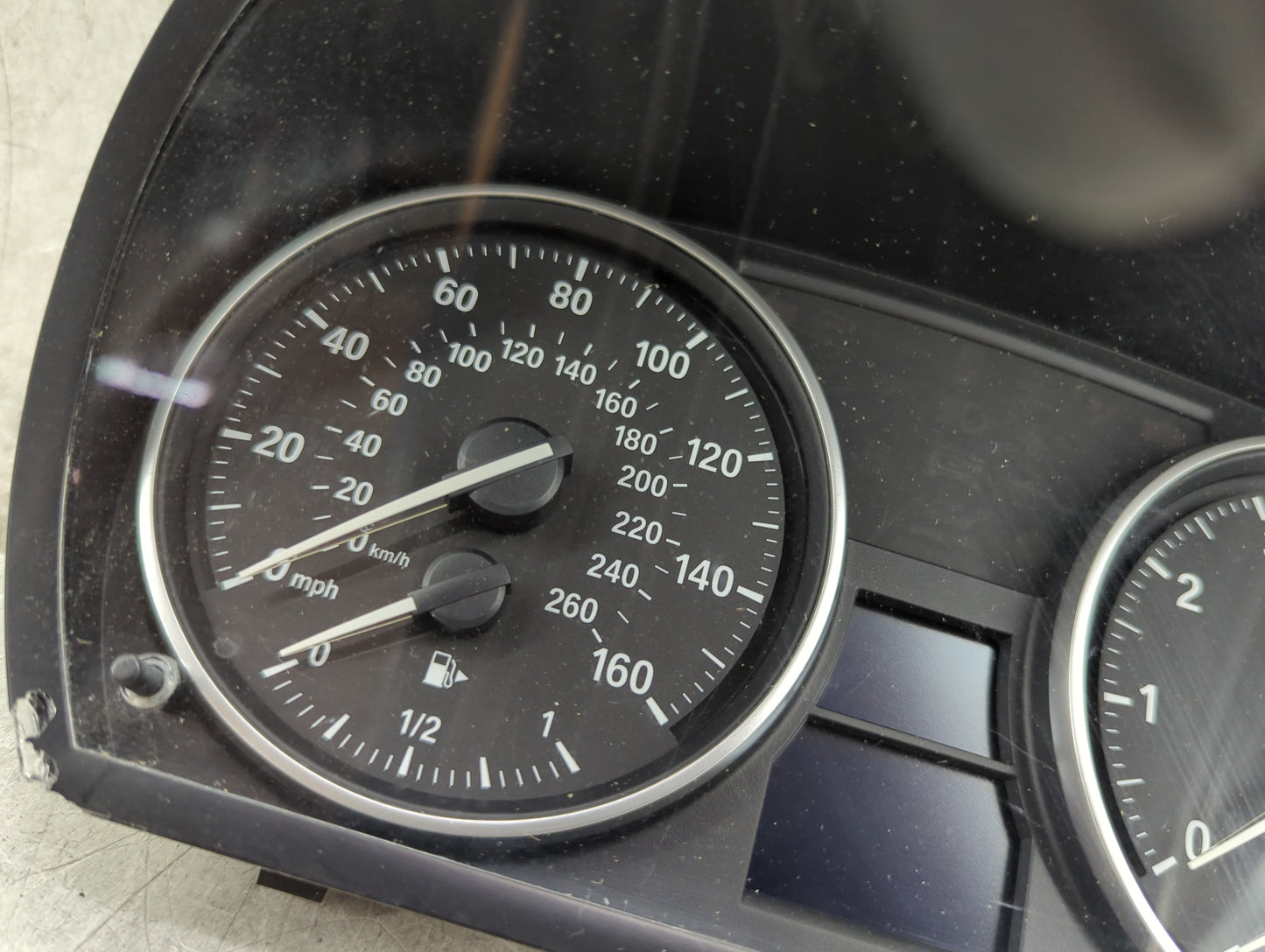 2013-2015 Bmw X1 Instrument Cluster Speedometer Gauges P/N:9284265-01 7Q0148271 Miles:43K Fits OEM Used Auto Parts - Oemused