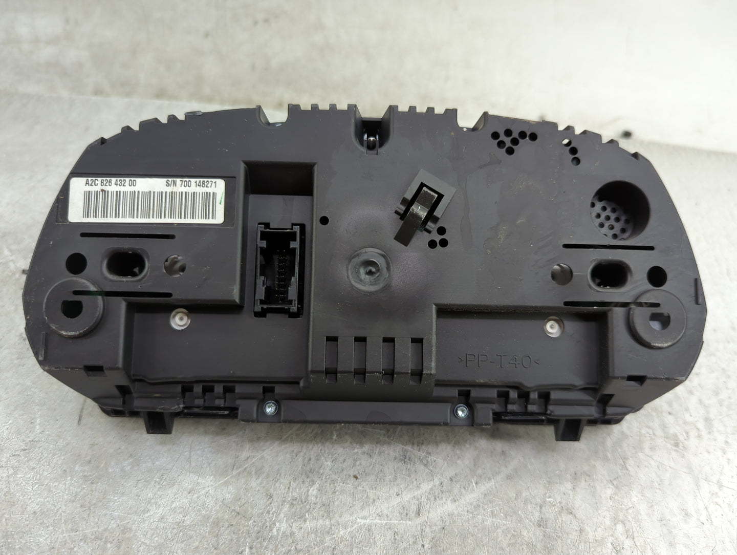 2013-2015 Bmw X1 Instrument Cluster Speedometer Gauges P/N:9284265-01 7Q0148271 Miles:43K Fits OEM Used Auto Parts - Oemused