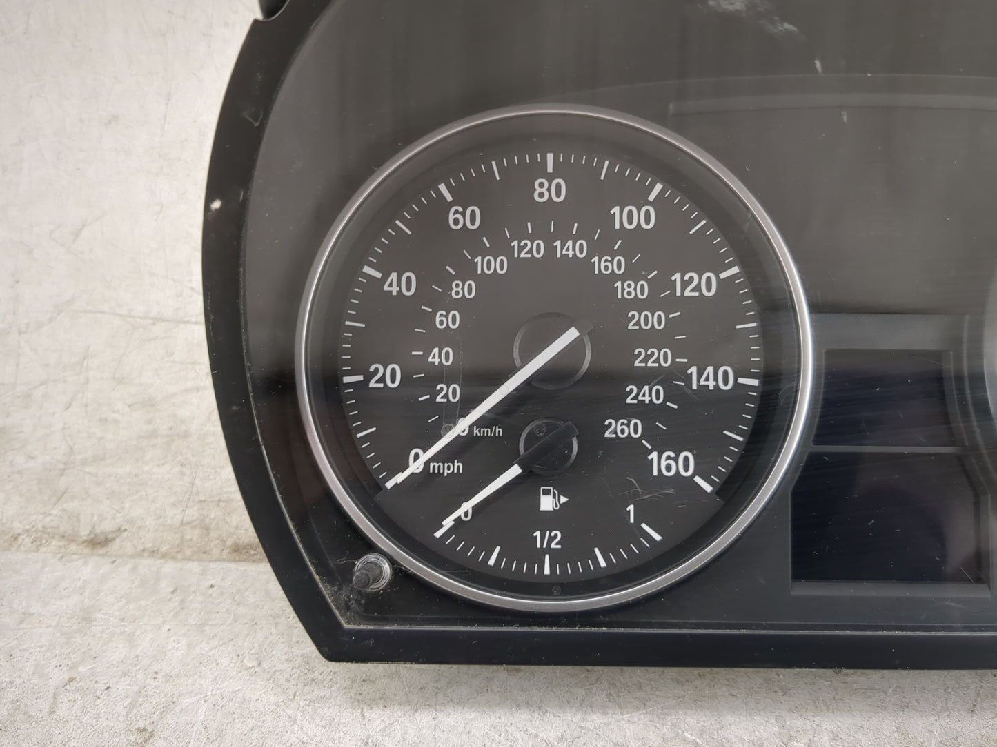 2013-2015 Bmw X1 Instrument Cluster Speedometer Gauges P/N:A2C82643200 9284265-01 Miles:122K Fits OEM Used Auto Parts - Oemu