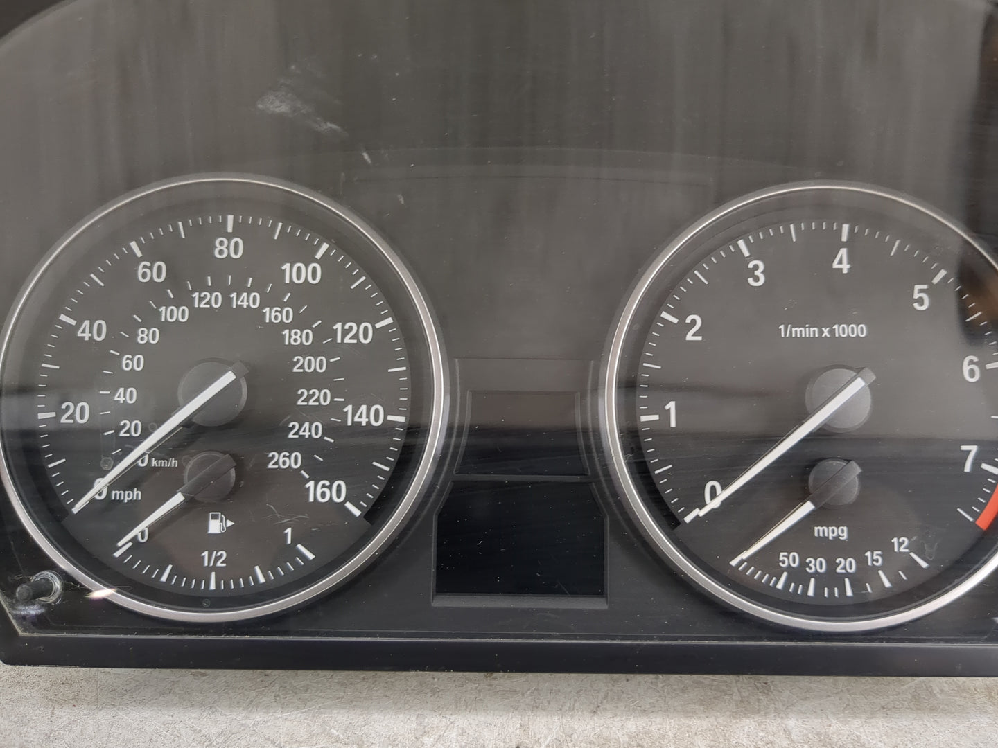 2013-2015 Bmw X1 Instrument Cluster Speedometer Gauges P/N:A2C82643200 9284265-01 Miles:122K Fits OEM Used Auto Parts - Oemu