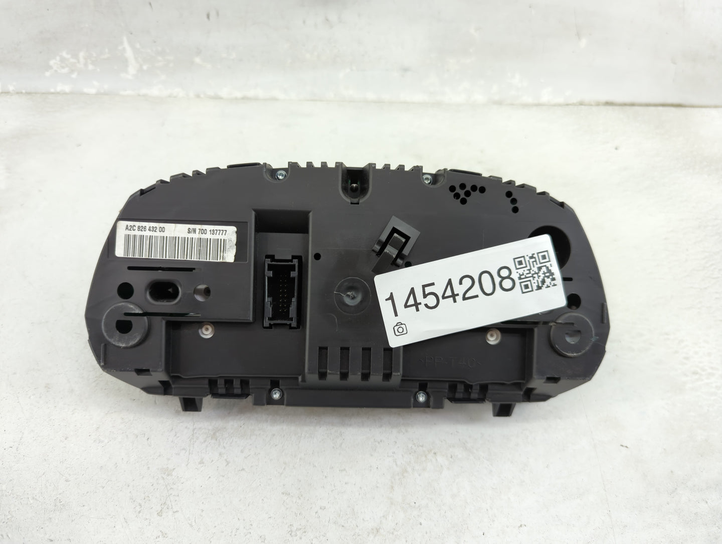 2013-2015 Bmw X1 Instrument Cluster Speedometer Gauges P/N:A2C82643200 Miles:94K Fits OEM Used Auto Parts - Oemusedautoparts