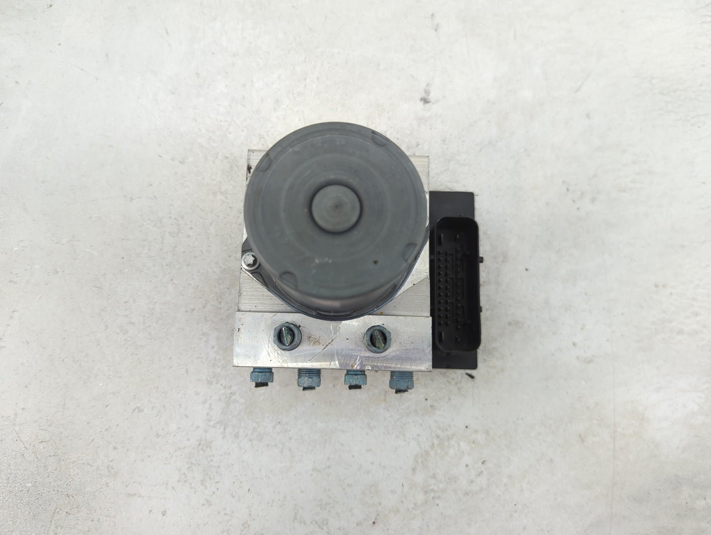 2013-2015 Bmw X1 ABS Pump Control Module Replacement P/N:6860214-01 Fits Fits 2013 2014 2015 OEM Used Auto Parts - Oemusedau