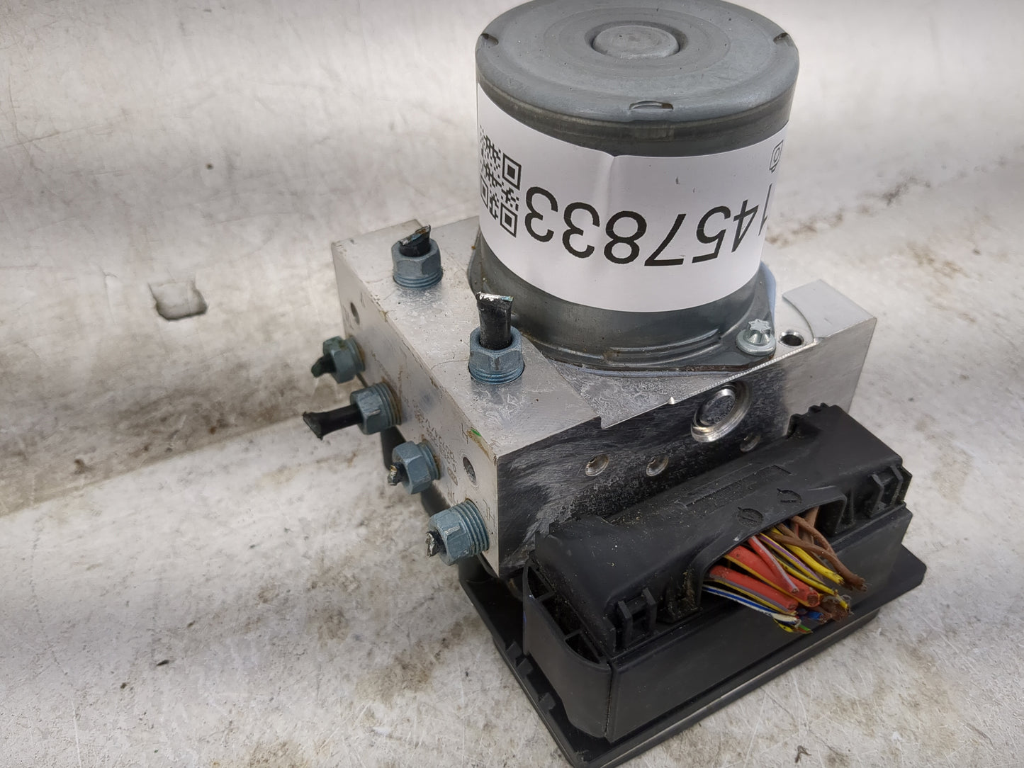 2013-2015 Bmw X1 ABS Pump Control Module Replacement P/N:6860214-01 Fits Fits 2013 2014 2015 OEM Used Auto Parts - Oemusedau