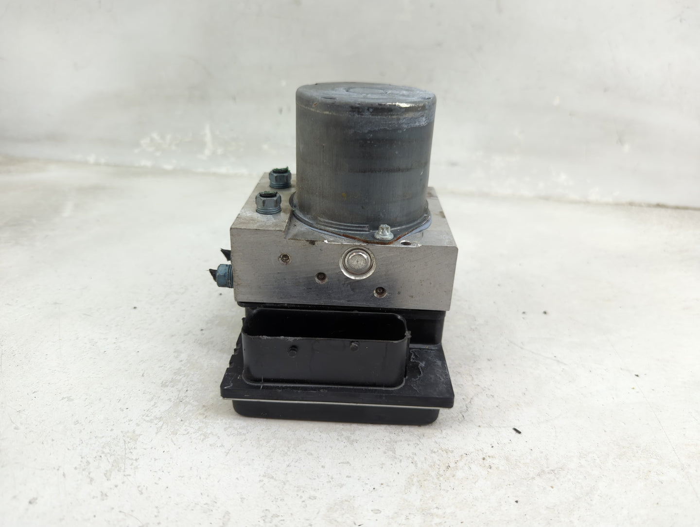 2013-2015 Bmw X1 ABS Pump Control Module Replacement P/N:0265239286 34516768550-01, 34516860214-01 Fits Fits 2013 2014 2015 