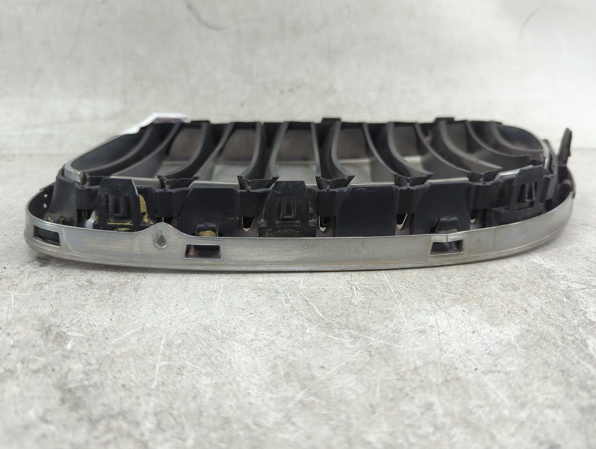 2013-2015 Bmw X1 Front Grille Bumper Not Included 1459828 - Oemusedautoparts1.com