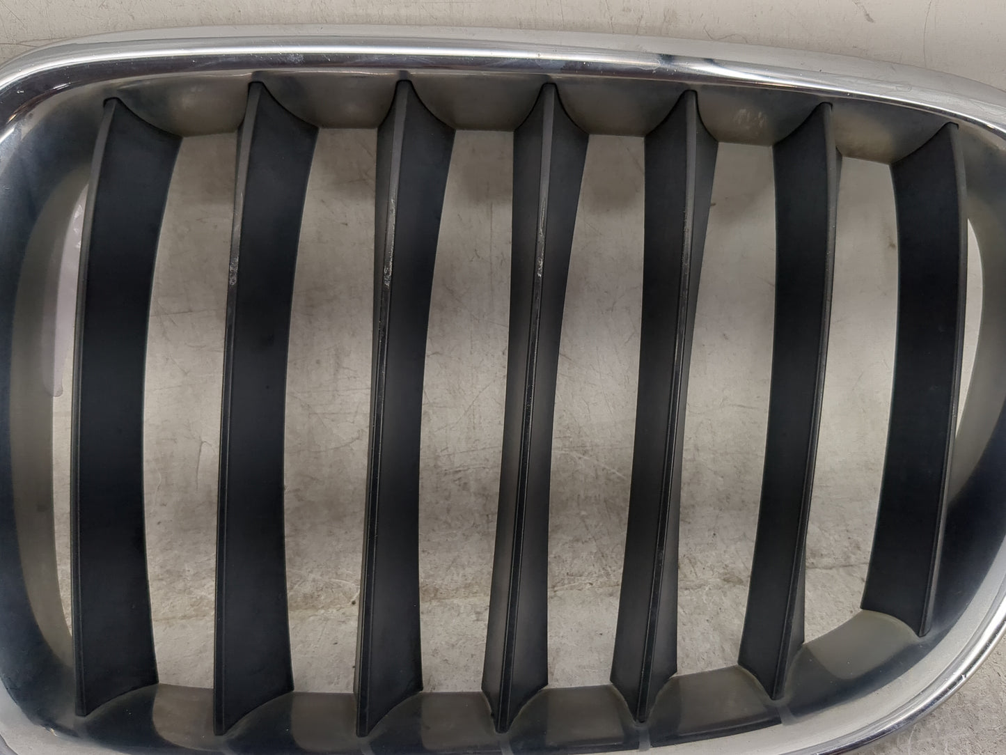 2013-2015 Bmw X1 Front Grille Bumper Not Included 1459910 - Oemusedautoparts1.com