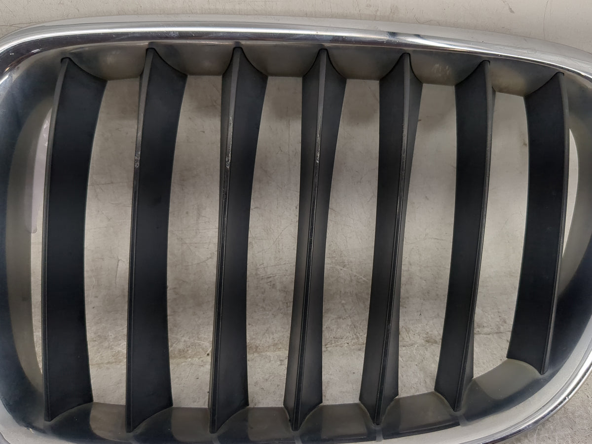2013-2015 Bmw X1 Front Grille Bumper Not Included 1459910 - Oemusedautoparts1.com