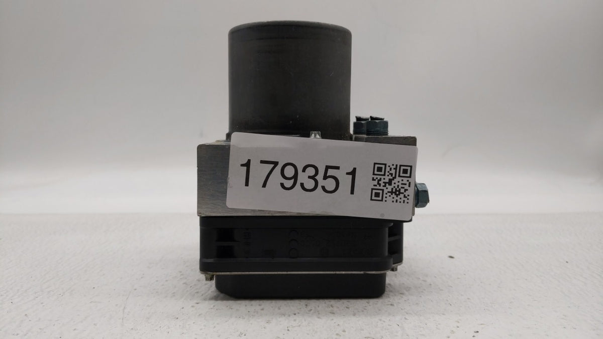 2013-2015 Bmw X1 Anti-Lock Brake ABS Pump Module Actuator OEM P/N:6768550 Fits Fits 2013 2014 2015 OEM Used Auto Parts - Oem