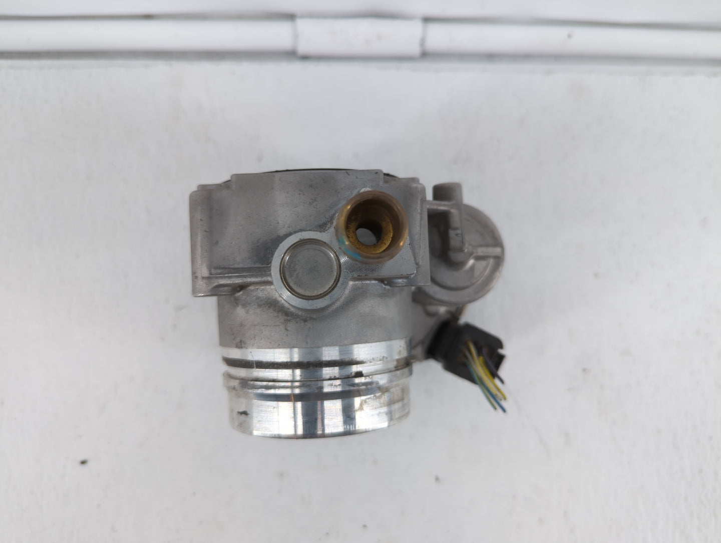 2012-2015 Bmw X1 Throttle Body P/N:A2C53355204 1354 7588625 Fits Fits 2012 2013 2014 2015 2016 2017 2018 OEM Used Auto Parts