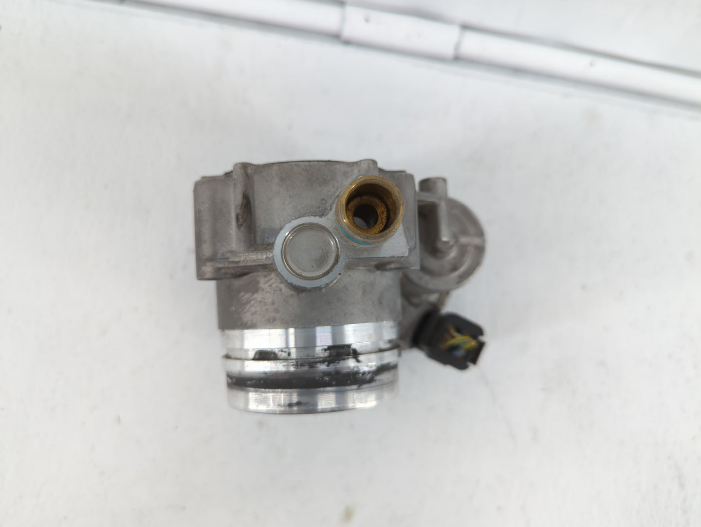 2012-2015 Bmw X1 Throttle Body P/N:A2C53355204 1354 7588625 Fits Fits 2012 2013 2014 2015 2016 2017 2018 OEM Used Auto Parts