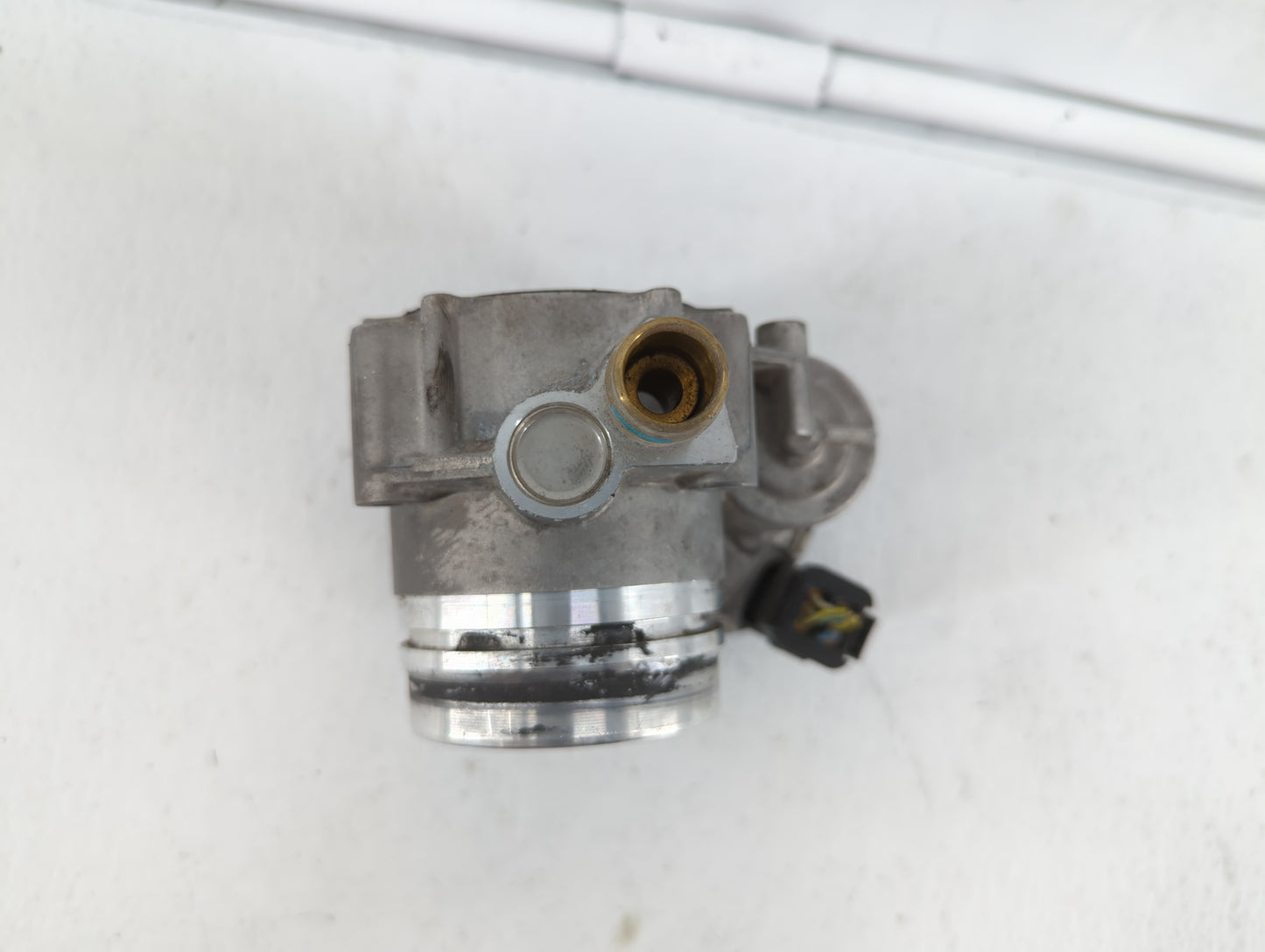 2012-2015 Bmw X1 Throttle Body P/N:A2C53355204 1354 7588625 Fits Fits 2012 2013 2014 2015 2016 2017 2018 OEM Used Auto Parts