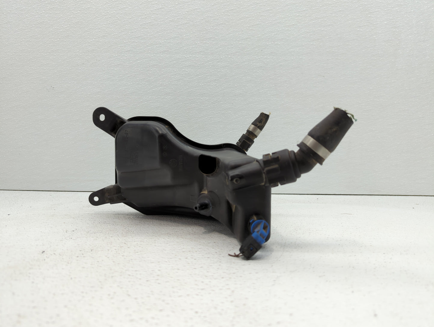 2012-2015 Bmw X1 Radiator Coolant Overflow Expansion Tank Bottle 400249 - Oemusedautoparts1.com