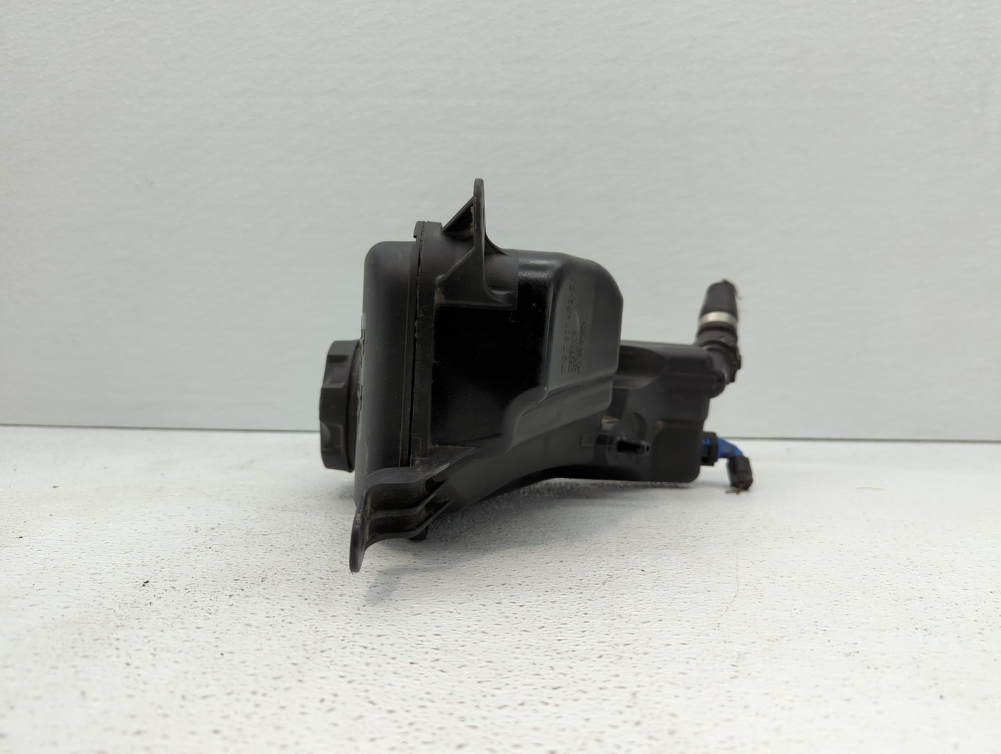 2012-2015 Bmw X1 Radiator Coolant Overflow Expansion Tank Bottle 400249 - Oemusedautoparts1.com