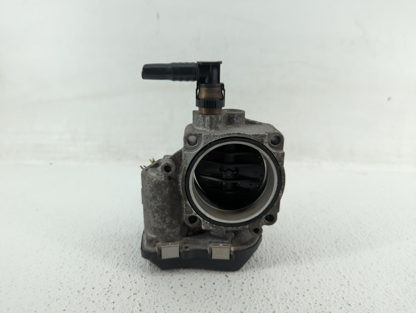 2012-2015 Bmw X1 Throttle Body P/N:1354 7588625-04 1354 7588625-03, 1354 7588625 Fits Fits 2012 2013 2014 2015 2016 2017 201