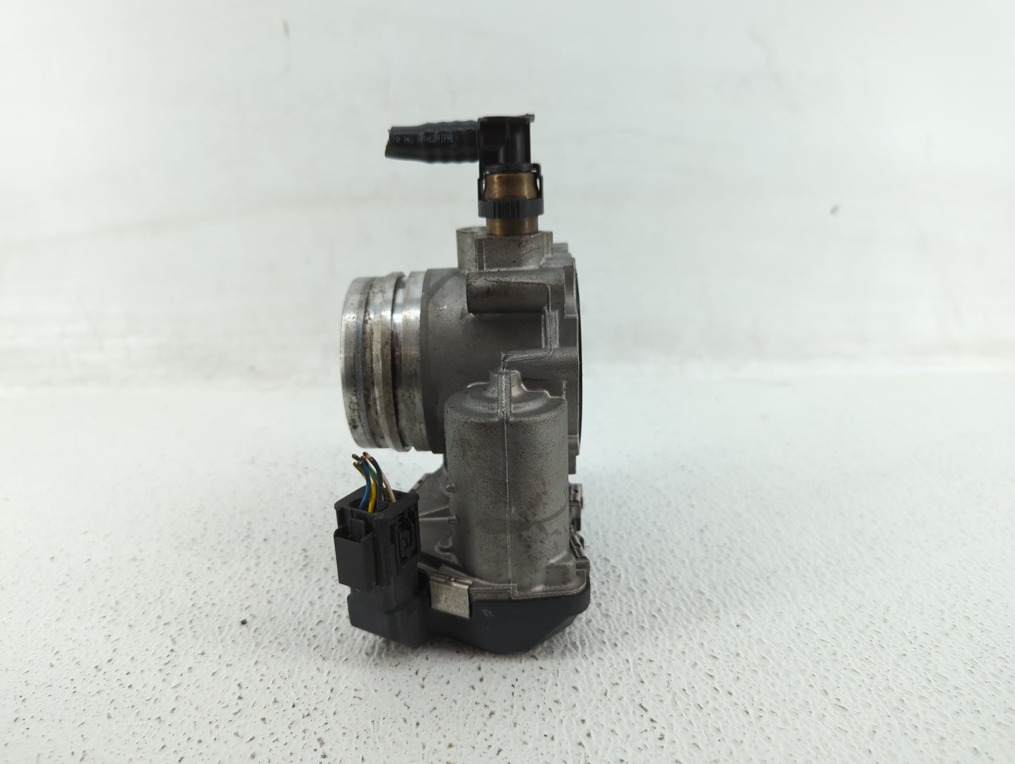 2012-2015 Bmw X1 Throttle Body P/N:1354 7588625-02 1354 7588625-03, 1354 7588625 Fits Fits 2012 2013 2014 2015 2016 2017 201
