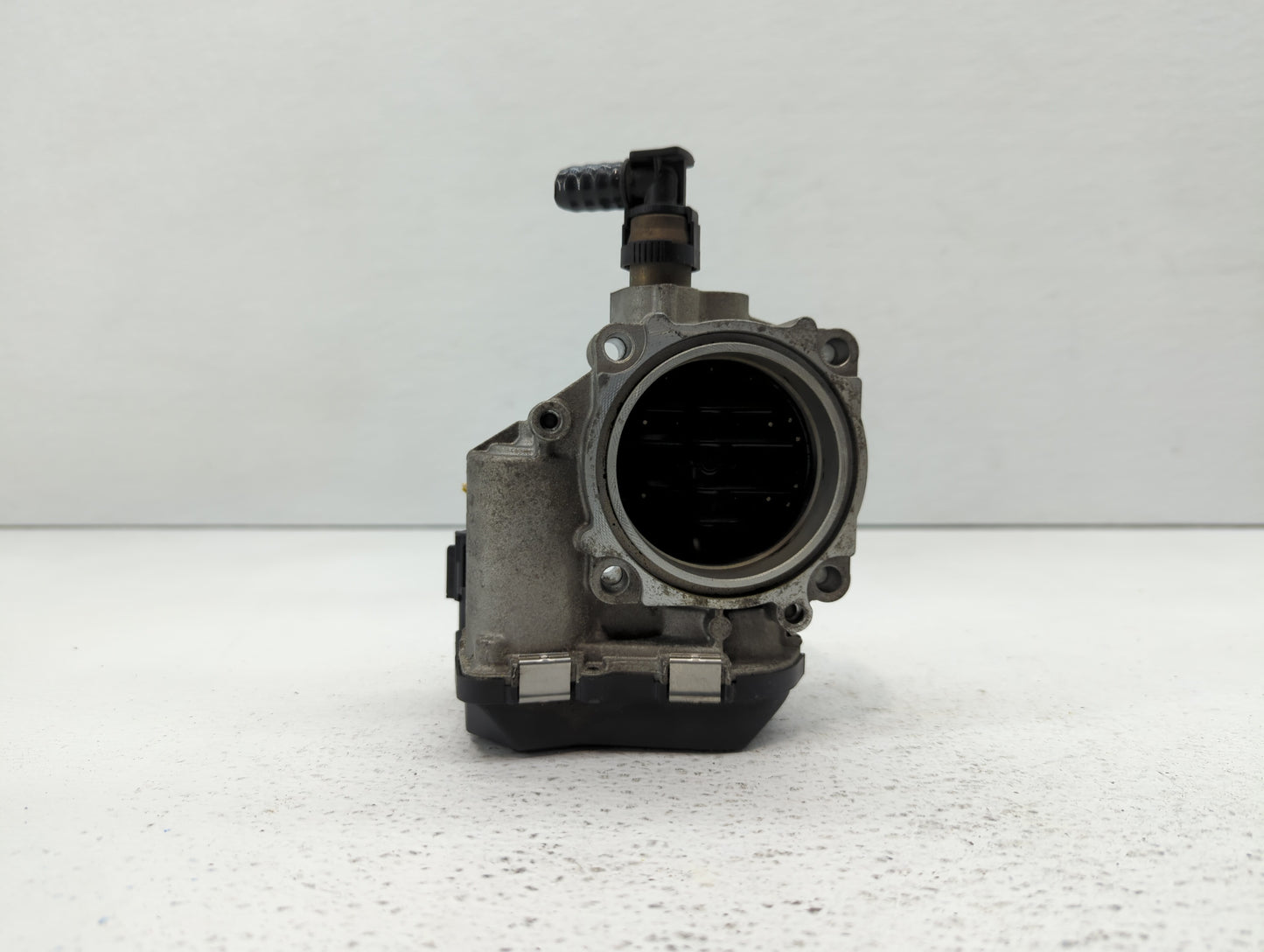 2012-2015 Bmw X1 Throttle Body P/N:1354 7588625-02 1354 7588625-04, 1354 7588625-03 Fits Fits 2012 2013 2014 2015 2016 2017 
