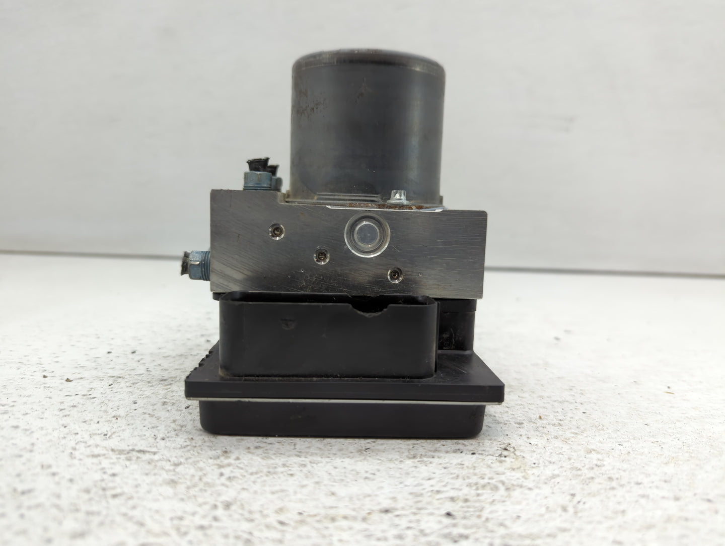 2013-2015 Bmw X1 ABS Pump Control Module Replacement P/N:3451 6768550-01 Fits Fits 2013 2014 2015 OEM Used Auto Parts - Oemu