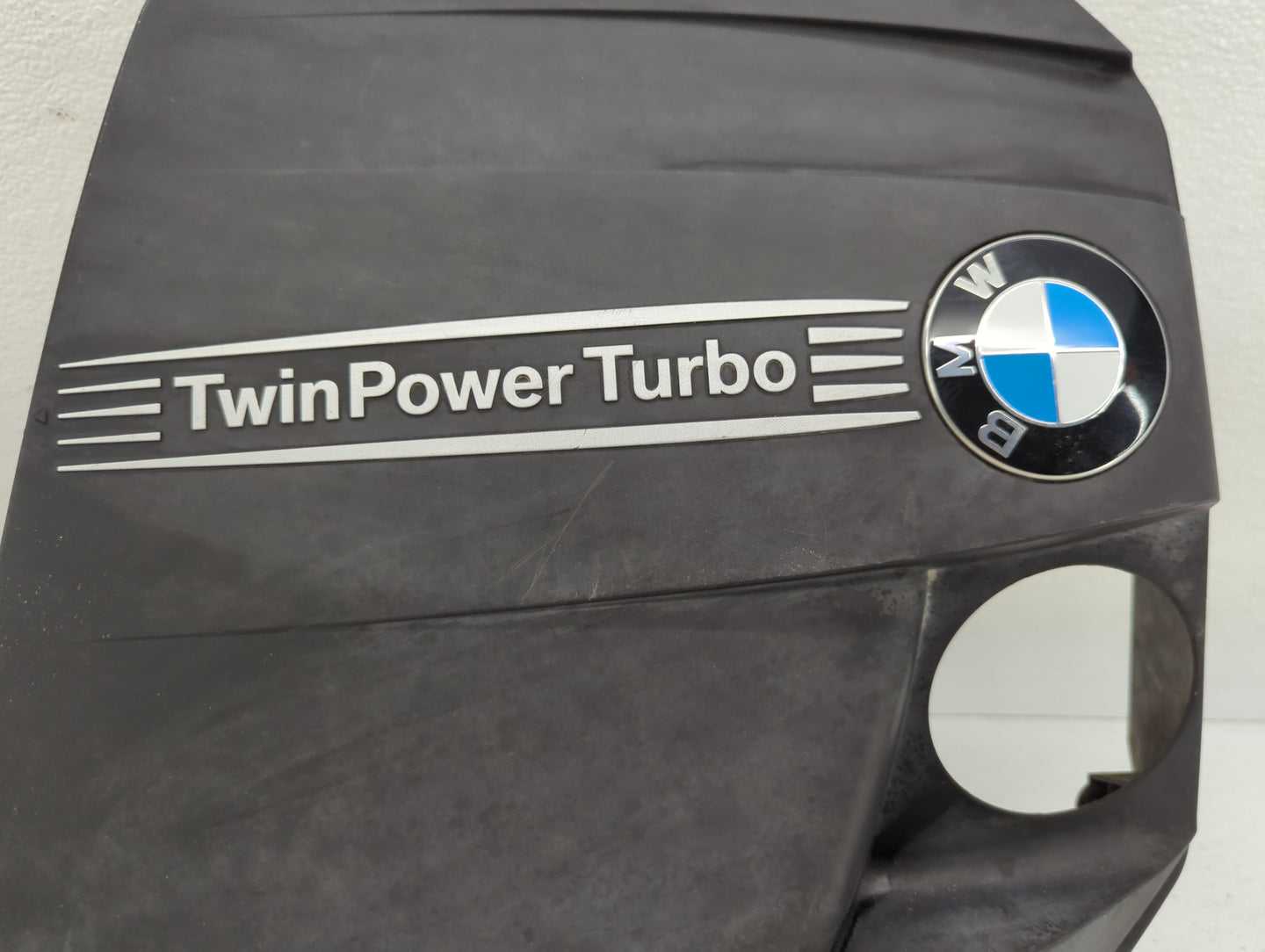 2013 Bmw X1 Engine Cover - Oemusedautoparts1.com