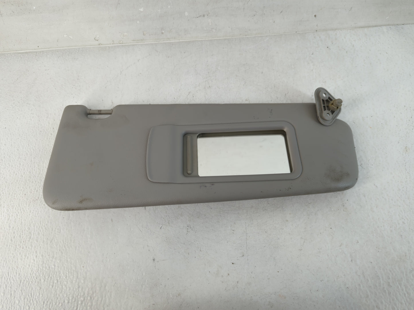 2012-2015 Bmw X1 Sun Visor Shade Replacement Passenger Right Mirror Fits OEM Used Auto Parts - Oemusedautoparts1.com
