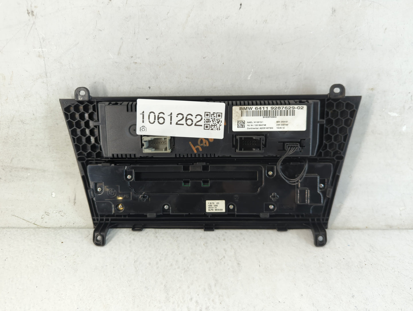 2011-2014 Bmw X3 Climate Control Module Temperature AC/Heater Replacement P/N:6411 9287629-02 Fits Fits 2011 2012 2013 2014 