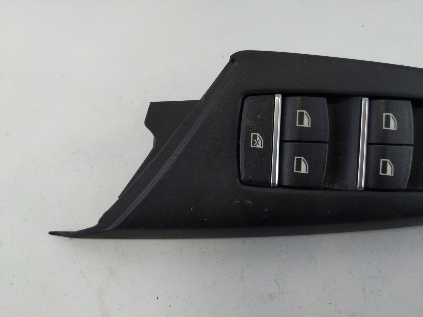 2012-2017 Bmw X3 Master Power Window Switch Replacement Driver Side Left P/N:9208111-02 Fits OEM Used Auto Parts - Oemusedau