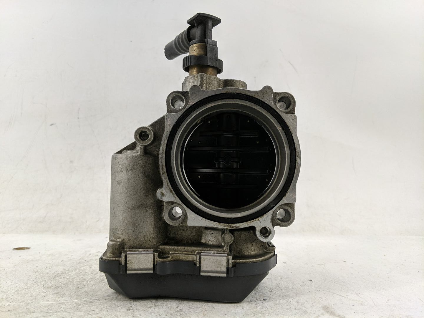 2013-2017 Bmw X3 Throttle Body P/N:A2C53355204 Fits Fits 2012 2013 2014 2015 2016 2017 2018 OEM Used Auto Parts - Oemusedaut