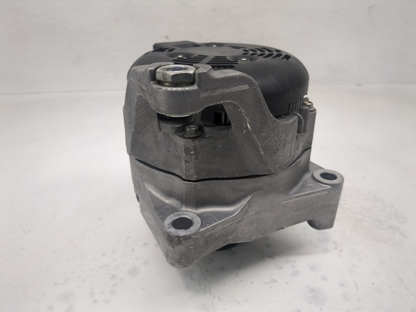 2013-2017 Bmw X3 Alternator Replacement Generator Charging Assembly Engine OEM P/N:104210-6395 7605478-05 Fits OEM Used Auto