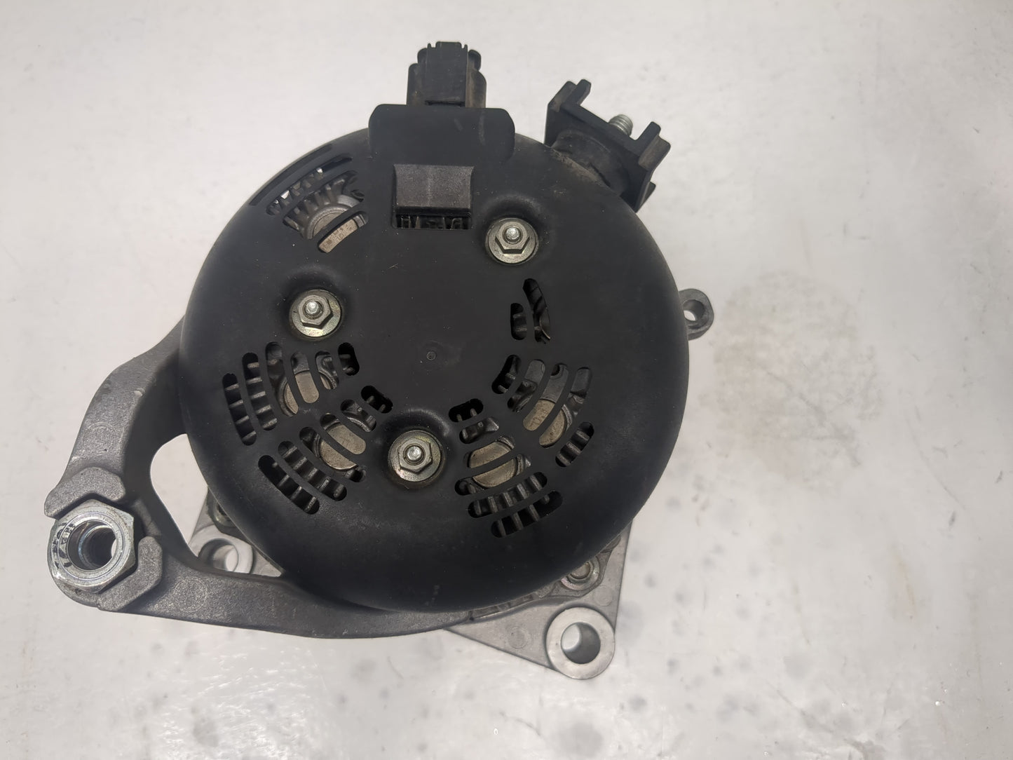 2013-2017 Bmw X3 Alternator Replacement Generator Charging Assembly Engine OEM P/N:104210-6395 7605478-05 Fits OEM Used Auto