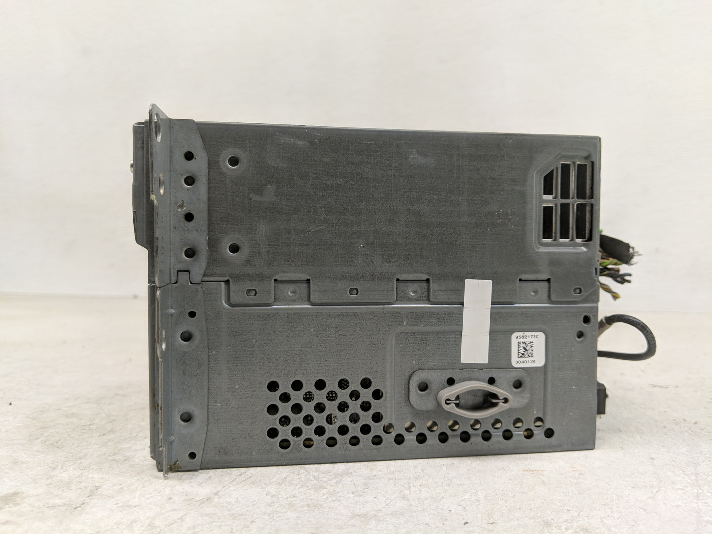 2011-2013 Bmw X3 Radio AM FM Cd Player Receiver Replacement Fits Fits 2010 2011 2012 2013 OEM Used Auto Parts - Oemusedautop