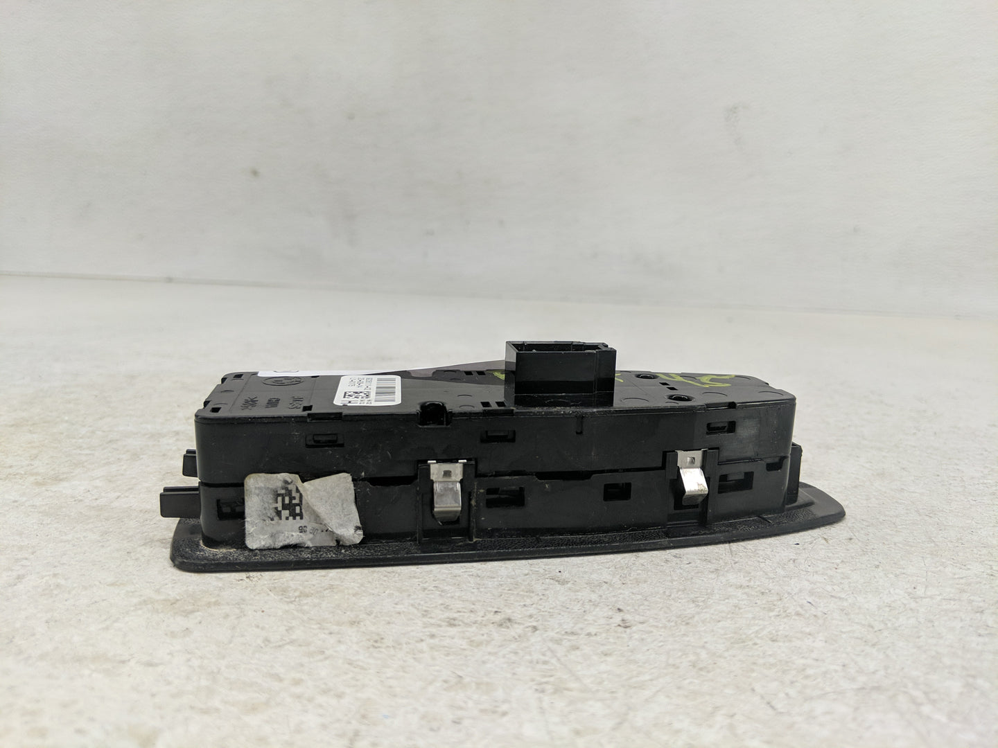 2012-2017 Bmw X3 Master Power Window Switch Replacement Driver Side Left P/N:9208111-01 Fits OEM Used Auto Parts - Oemusedau