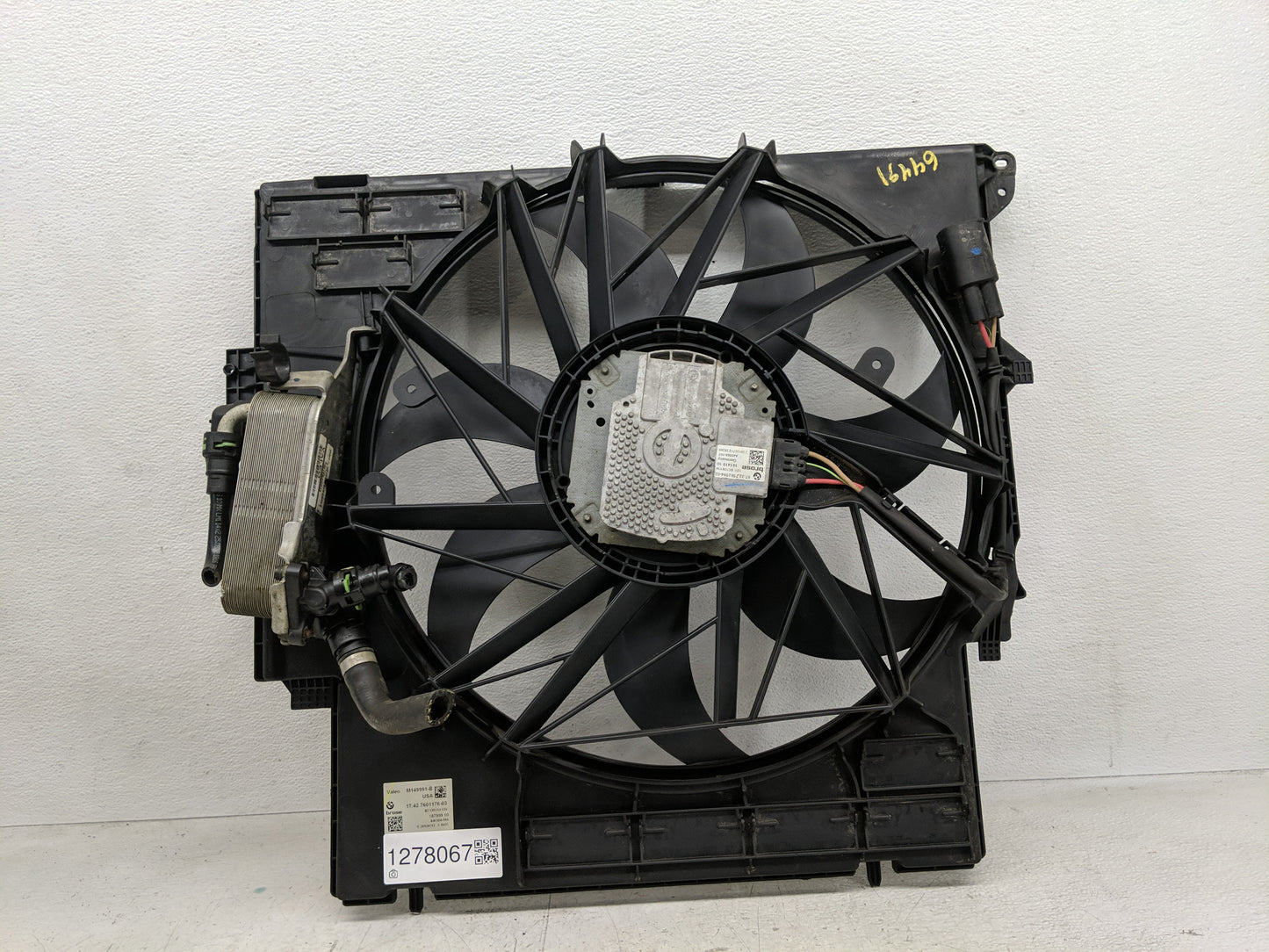 2013-2017 Bmw X3 Electric Radiator Cooling Fan Motor Assembly P/N:M149991-B Fits Fits 2013 2014 2015 2016 2017 2018 OEM Used
