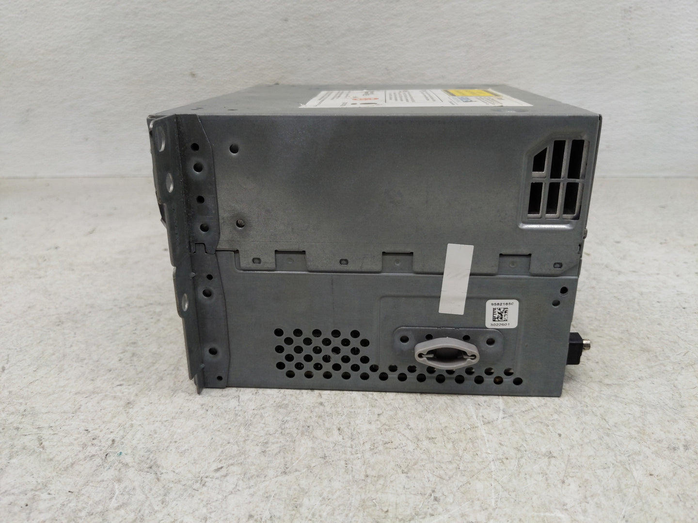 2013-2017 Bmw X3 Radio AM FM Cd Player Receiver Replacement P/N:928925701 Fits Fits 2013 2014 2015 2016 2017 OEM Used Auto P