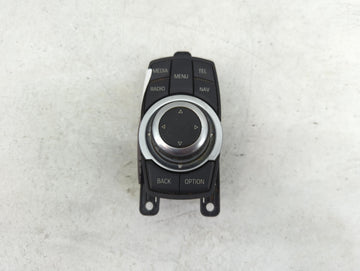 2013 Bmw X3 Radio AM FM Cd Player Receiver Replacement P/N:6582 9267955-01 90120-921/0000 Fits OEM Used Auto Parts - Oemused