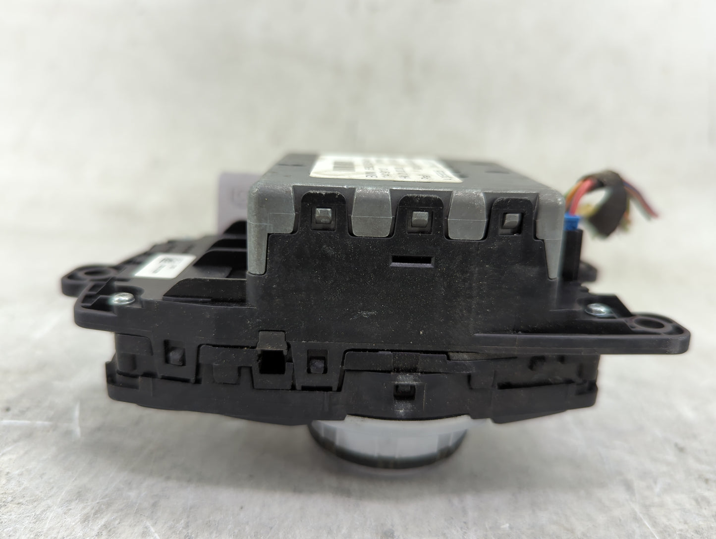 2013 Bmw X3 Radio AM FM Cd Player Receiver Replacement P/N:65829253944-01 11419110, 90120-848/0004, A0955635 Fits OEM Used A