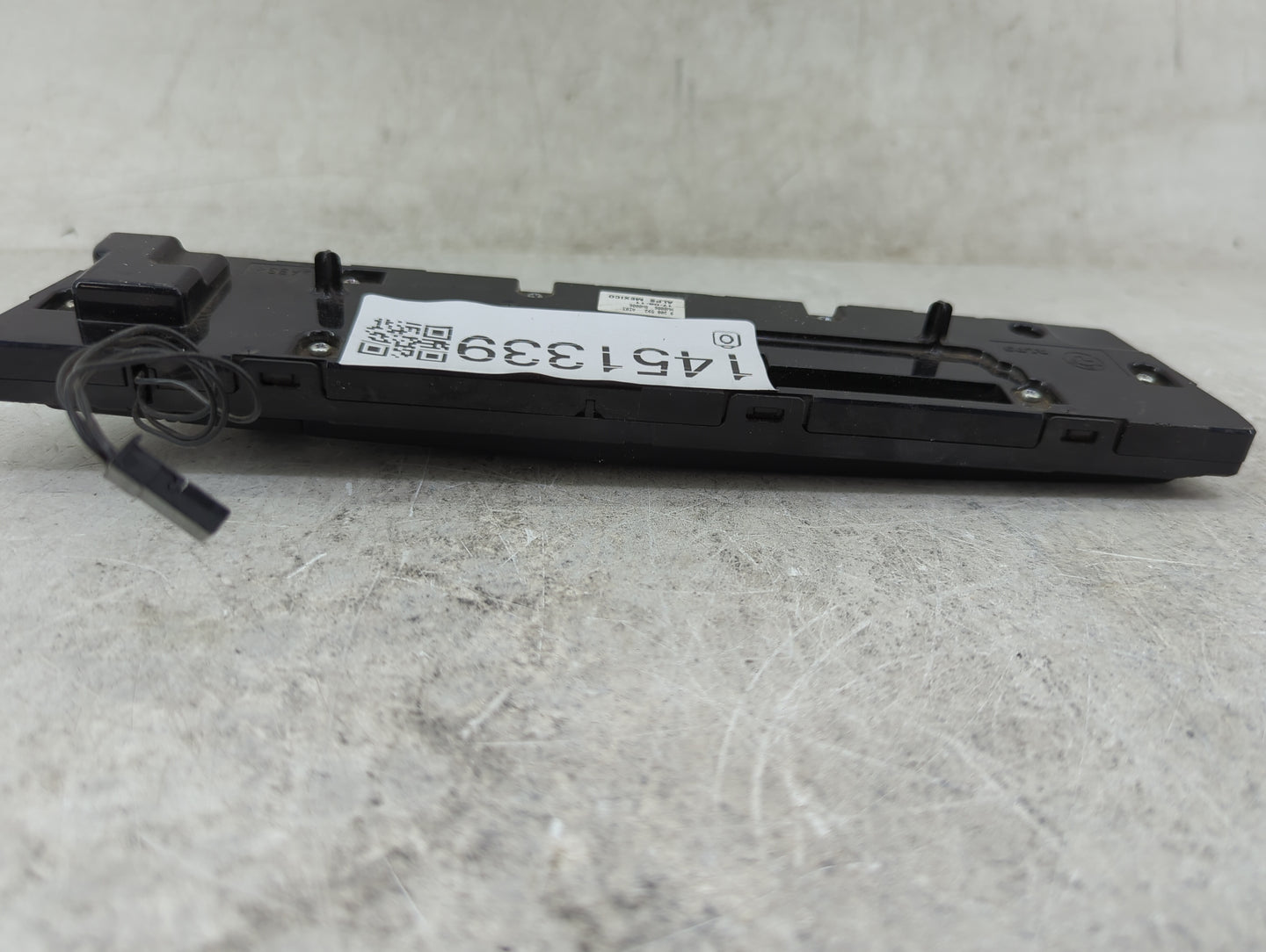 2011-2017 Bmw X3 Radio AM FM Cd Player Receiver Replacement P/N:9 208 592 9208592 Fits OEM Used Auto Parts - Oemusedautopart