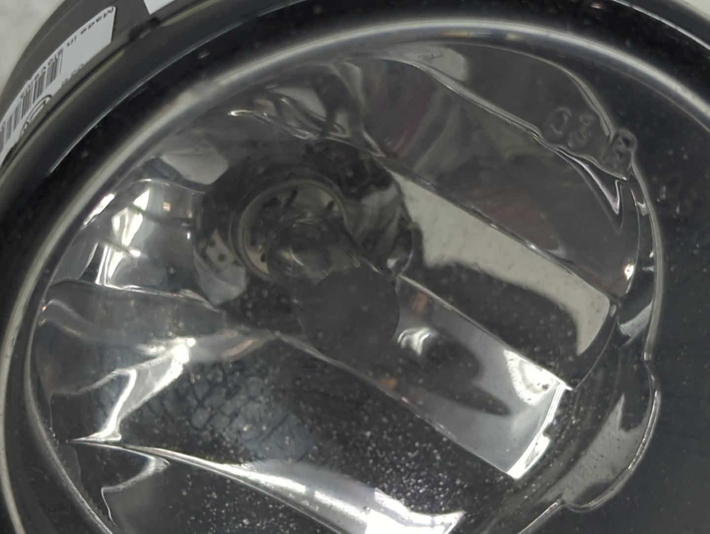 2011-2014 Bmw X3 Driver Left Oem Fog Light Lamp Black - Oemusedautoparts1.com