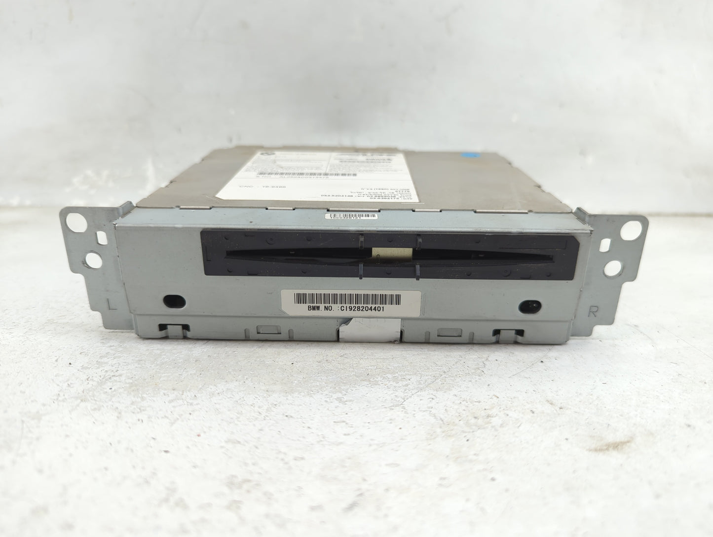 2011-2013 Bmw X3 Radio AM FM Cd Player Receiver Replacement P/N:9 282 044 Fits Fits 2011 2012 2013 OEM Used Auto Parts - Oem