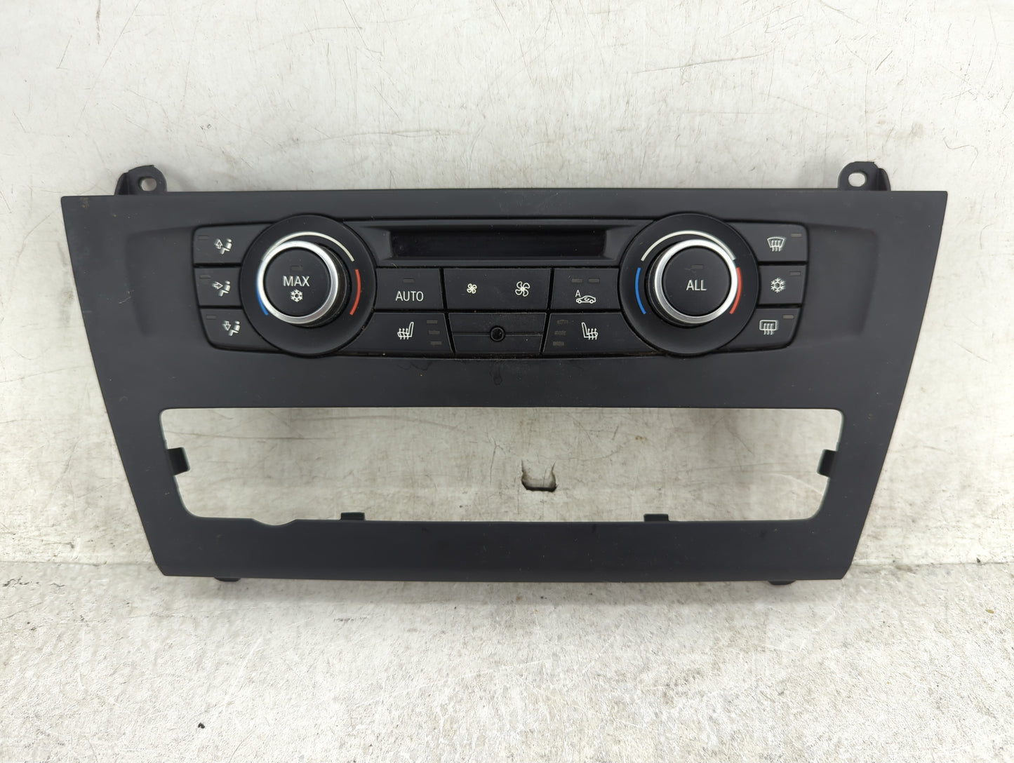 2011-2014 Bmw X3 Climate Control Module Temperature AC/Heater Replacement P/N:9284597-01 Fits Fits 2011 2012 2013 2014 OEM U