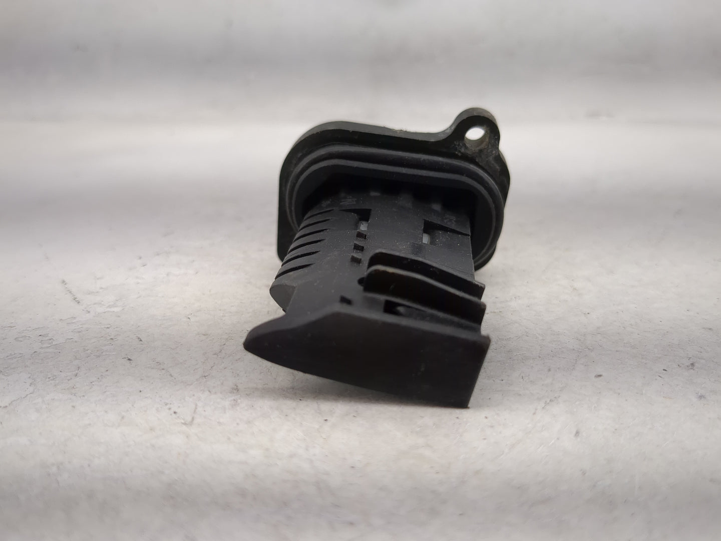 2013-2017 Bmw X3 Mass Air Flow Meter Maf 1485899 - Oemusedautoparts1.com
