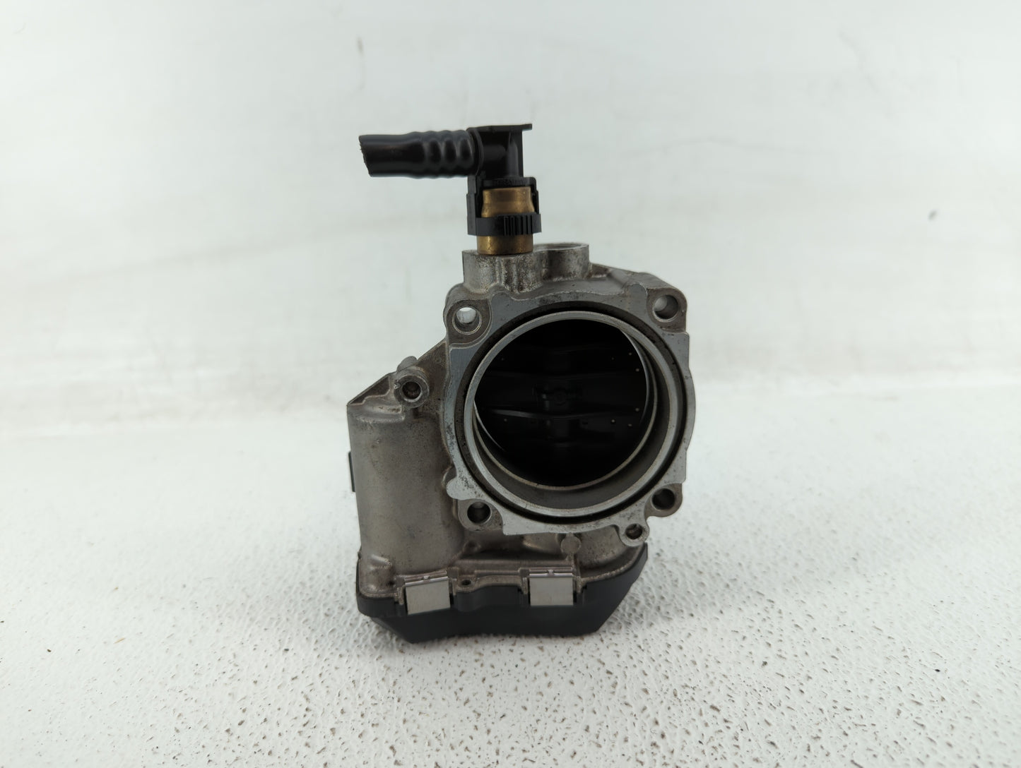 2013-2017 Bmw X3 Throttle Body P/N:1354 7588625-03 1354 7588625 Fits Fits 2012 2013 2014 2015 2016 2017 2018 OEM Used Auto P