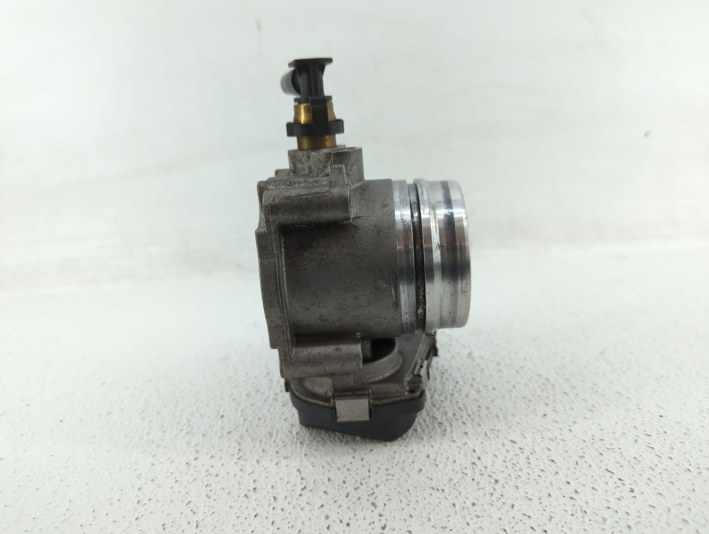 2013-2017 Bmw X3 Throttle Body P/N:1354 7588625-03 1354 7588625 Fits Fits 2012 2013 2014 2015 2016 2017 2018 OEM Used Auto P