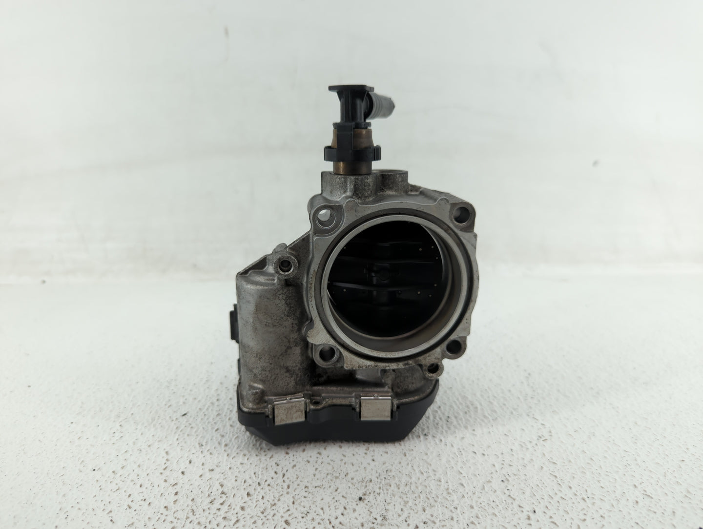 2013-2017 Bmw X3 Throttle Body P/N:1354 7588625-02 1354 7588625-04, 1354 7588625-03 Fits Fits 2012 2013 2014 2015 2016 2017 