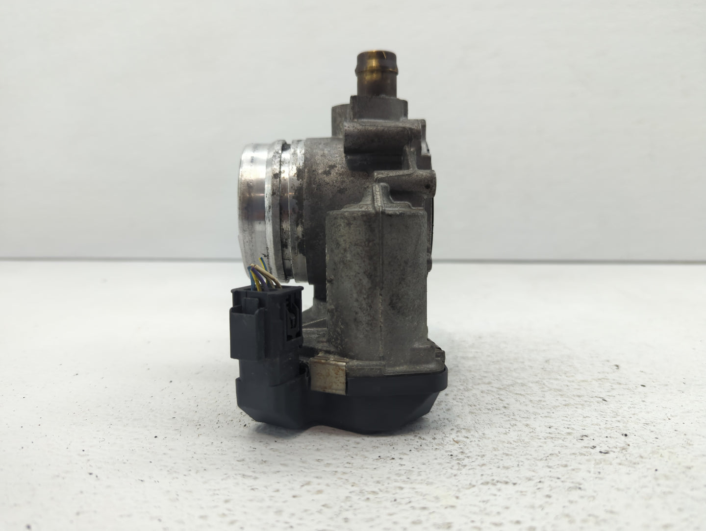 2013-2017 Bmw X3 Throttle Body P/N:1354 7588625 02 1354 7588625-04, 1354 7588625-03 Fits Fits 2012 2013 2014 2015 2016 2017 