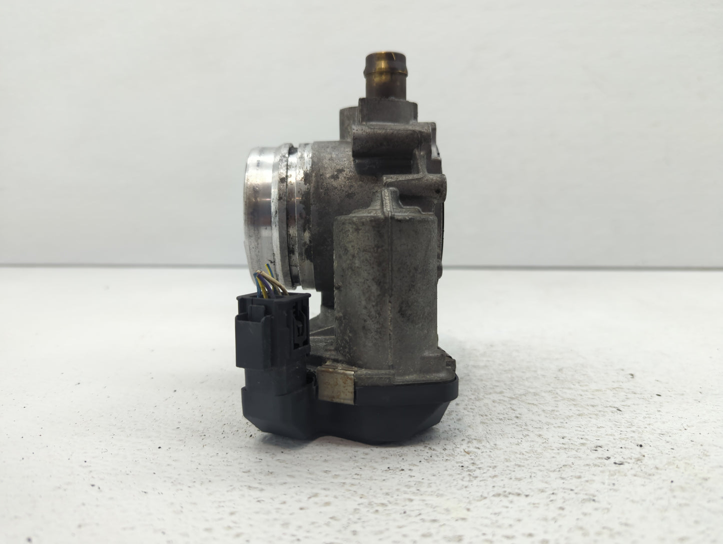 2013-2017 Bmw X3 Throttle Body P/N:1354 7588625 02 1354 7588625-04, 1354 7588625-03 Fits Fits 2012 2013 2014 2015 2016 2017 