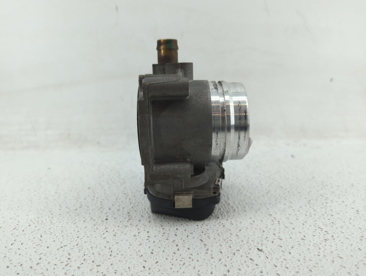 2013-2017 Bmw X3 Throttle Body P/N:1354 7588625 02 1354 7588625-04, 1354 7588625-03 Fits Fits 2012 2013 2014 2015 2016 2017 