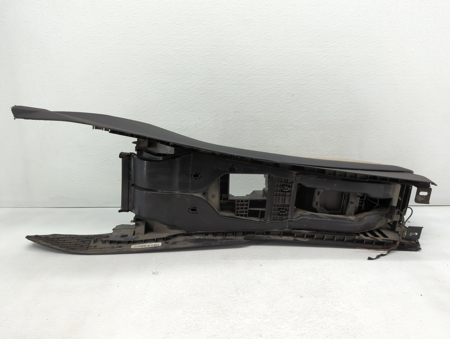 2011-2017 Bmw X3 Center Floor Console P/N:105004286 Fits Fits 2011 2012 2013 2014 2015 2016 2017 2018 OEM Used Auto Parts - 