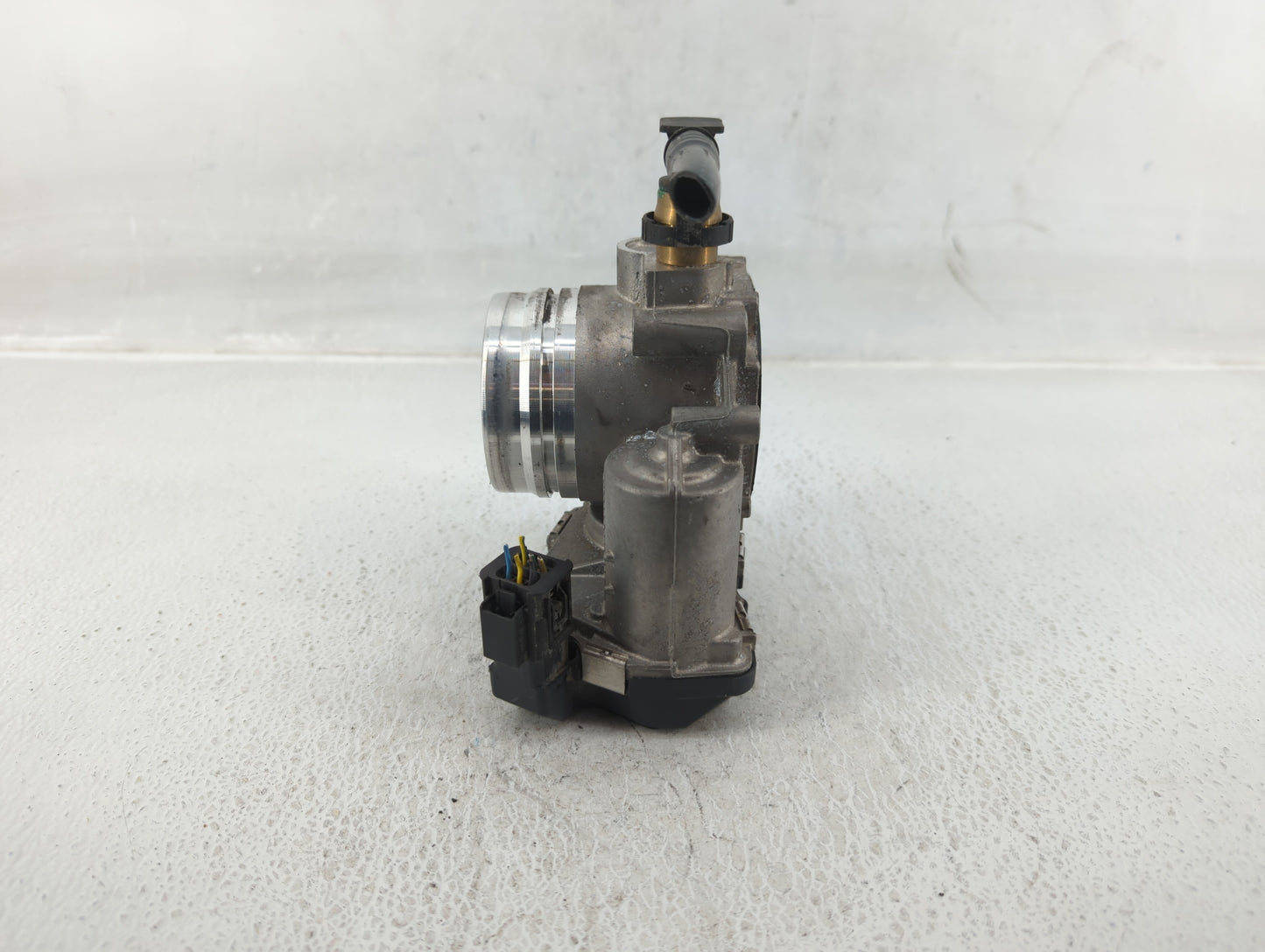 2013-2017 Bmw X3 Throttle Body P/N:1354 7588625 02 Fits Fits 2012 2013 2014 2015 2016 2017 2018 OEM Used Auto Parts - Oemuse