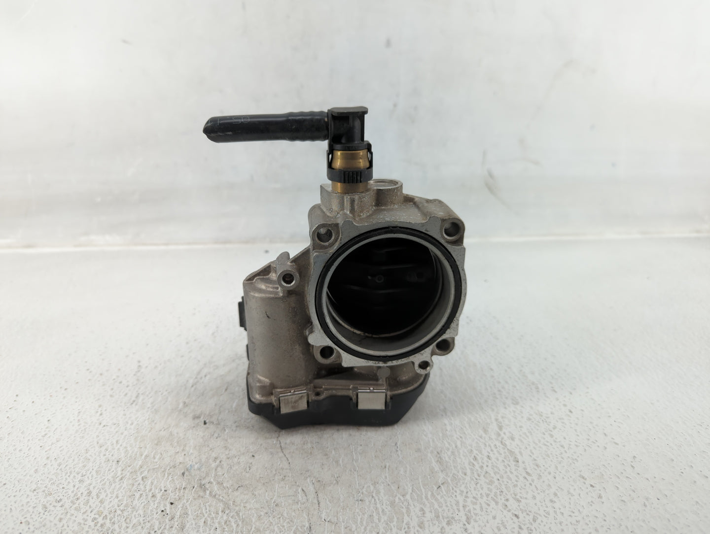 2013-2017 Bmw X3 Throttle Body P/N:1354 7588625 02 Fits Fits 2012 2013 2014 2015 2016 2017 2018 OEM Used Auto Parts - Oemuse